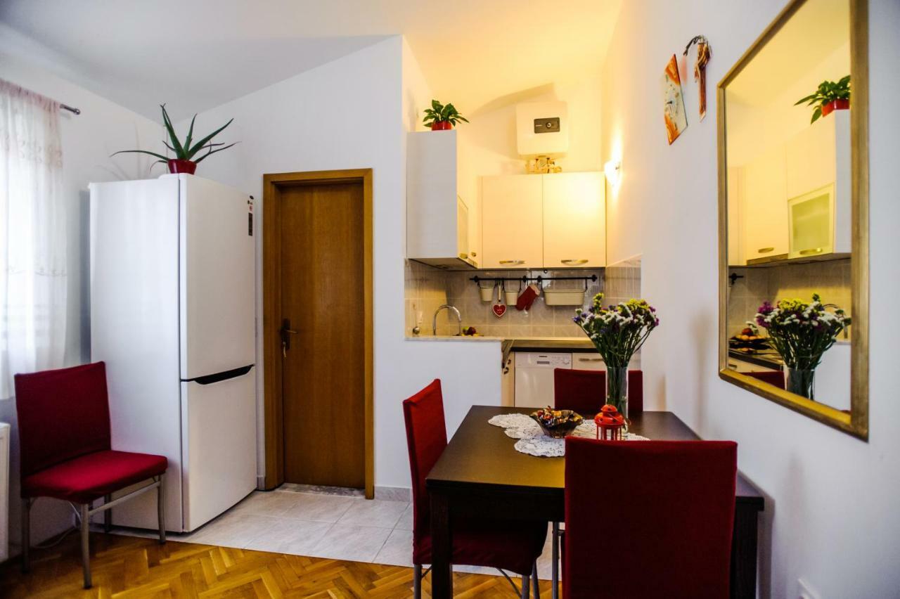 Apartments Korda - Suhi Potok Jesenice  Bagian luar foto